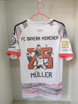Thomas Müller FC Bayern München 25/26 Away Trikot